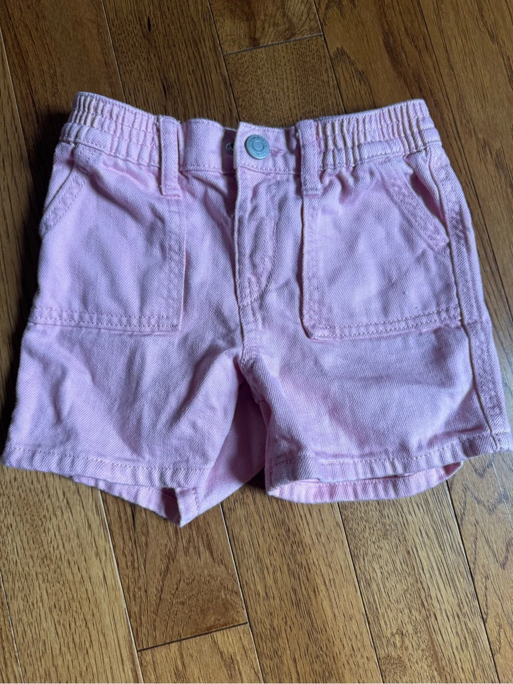 Two pairs old navy jean shorts 5T